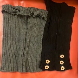 Gray and Black Knit Leg/Boot Warmers with Button Detail*lot of 5 pairs****